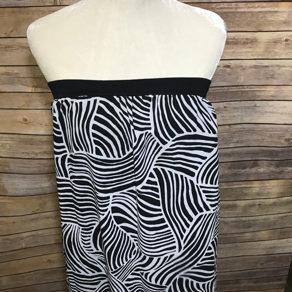 Super cute strapless Maxi - Picture 3 of 5